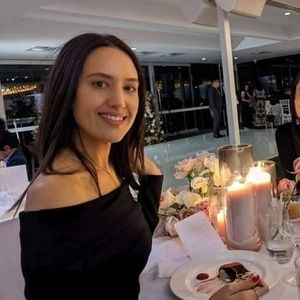 Meet your Posher, Julie